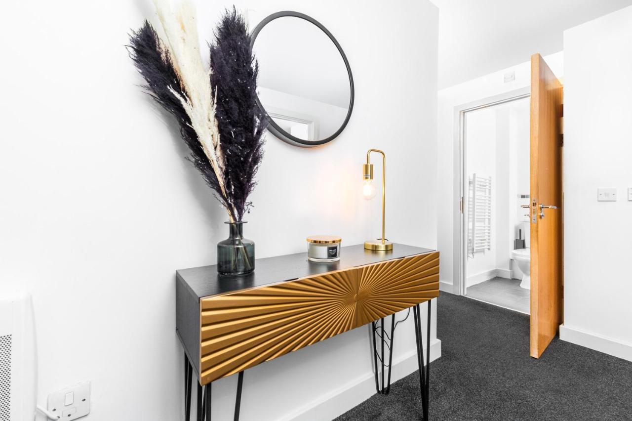 Beautiful Birmingham Central Spacious Apartment-Free Parking, Wifi, Contractors, Hs2, Bullring, Birmingham City Fc Eksteriør billede
